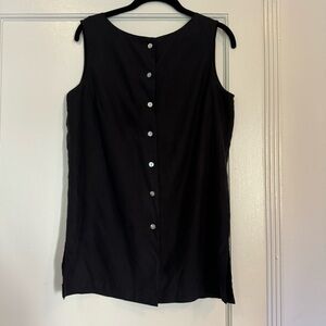 Vintage silk Henri Bendel mother of pearl button front top Size Small